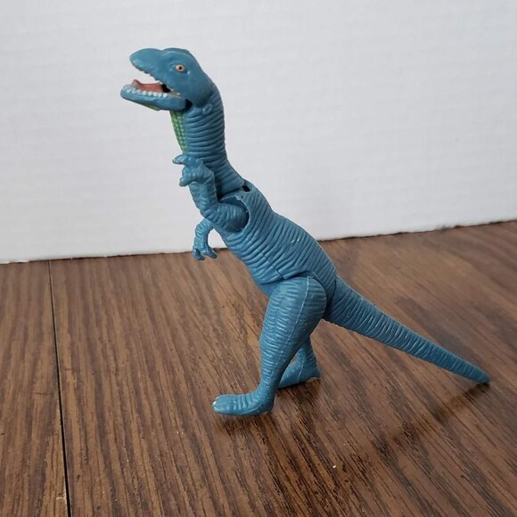 Dilophosaurus 5 Inch Blue Plastic Dinosaur Toy K&M 2001 - Picture 2 of 5